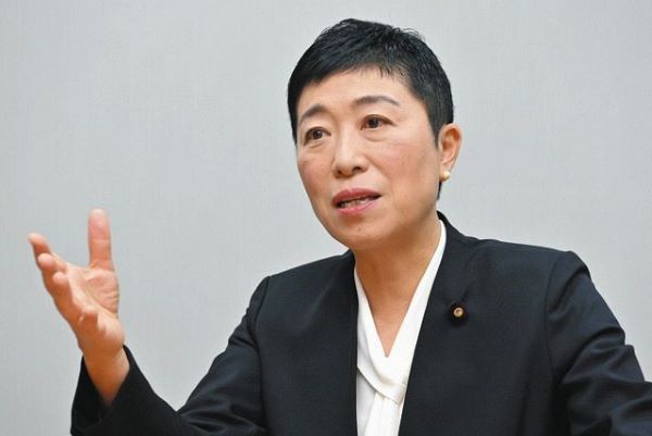 自民党　立憲民主党　辻元清美　高市首相　内閣　大臣　組閣　女性　男性　支配に関連した画像-01