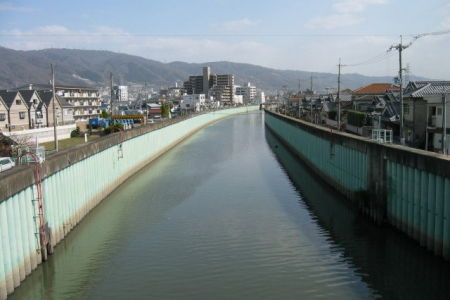 恩智川のみなもとを探せ ジンジャモール瓢箪山