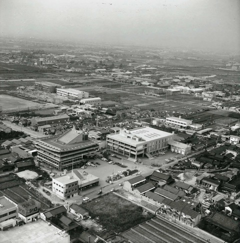 旧枚岡市役所（昭和43年）