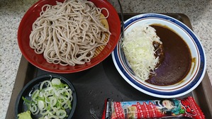 富士そば ミニアパ社長カレーセット(もりそば)・温玉