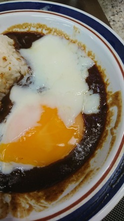 富士そば カレーに温玉