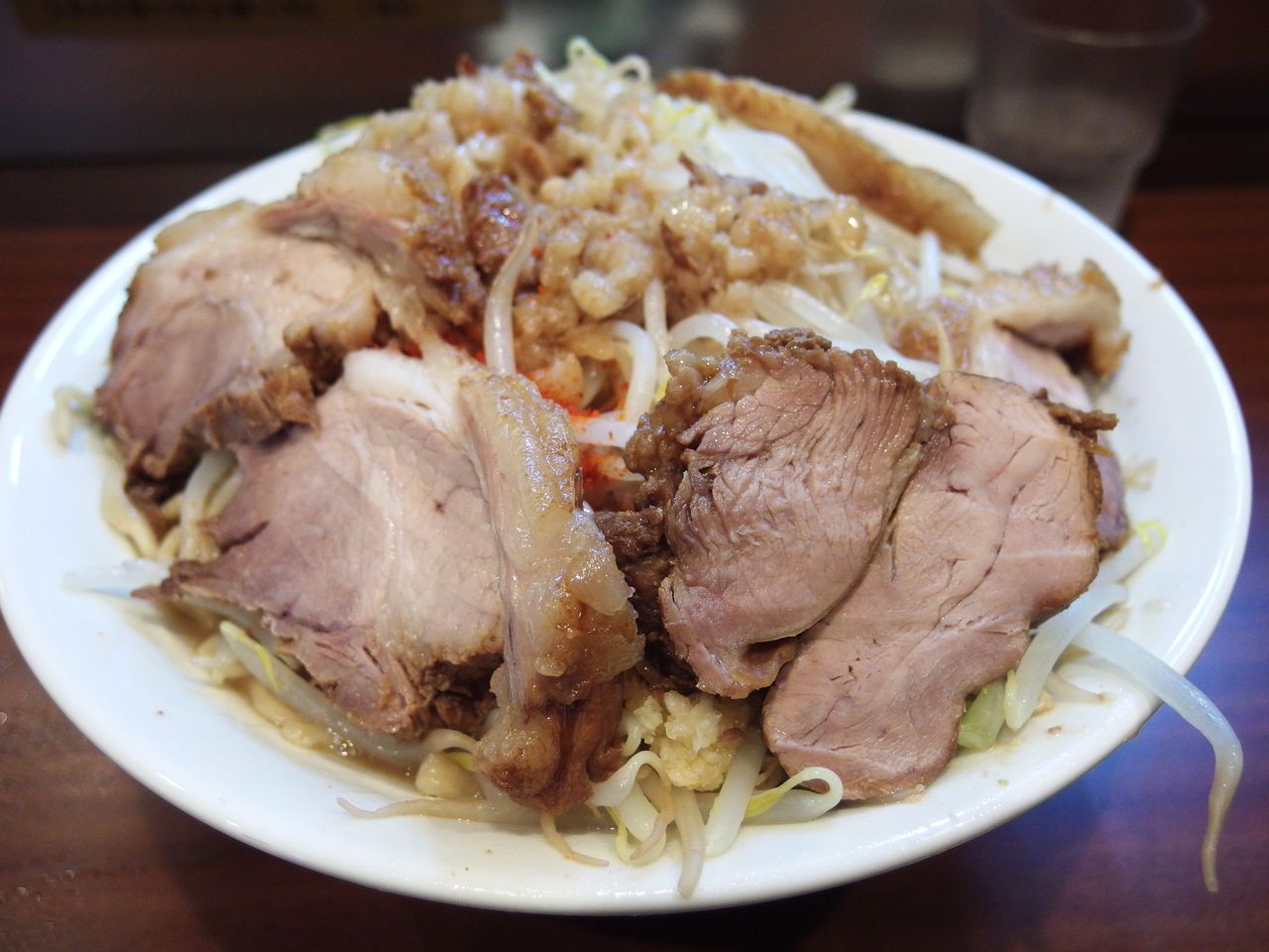 ラーメン荘 地球規模で考えろ 未来へ 大豚ラーメン麺増し Shotaのラーメンレポ