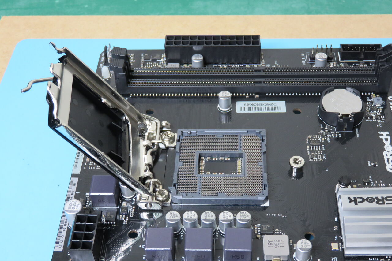 失敗しないためのcpu装着の基本の流れ 自作pcクラフト