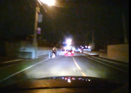 バイク 自転車逆走 事故