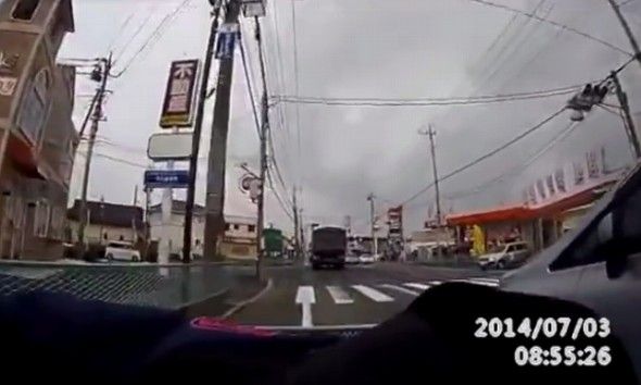 巻き込み 事故 自転車 が 悪い
