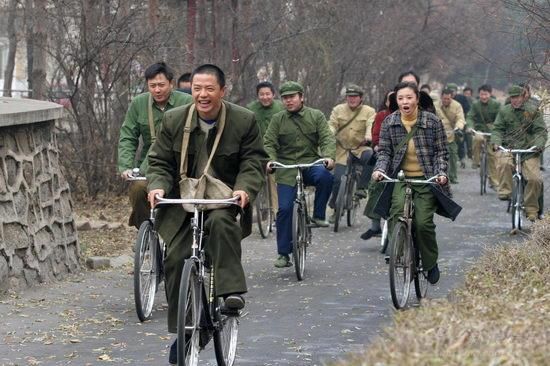 人民服の自転車の大群