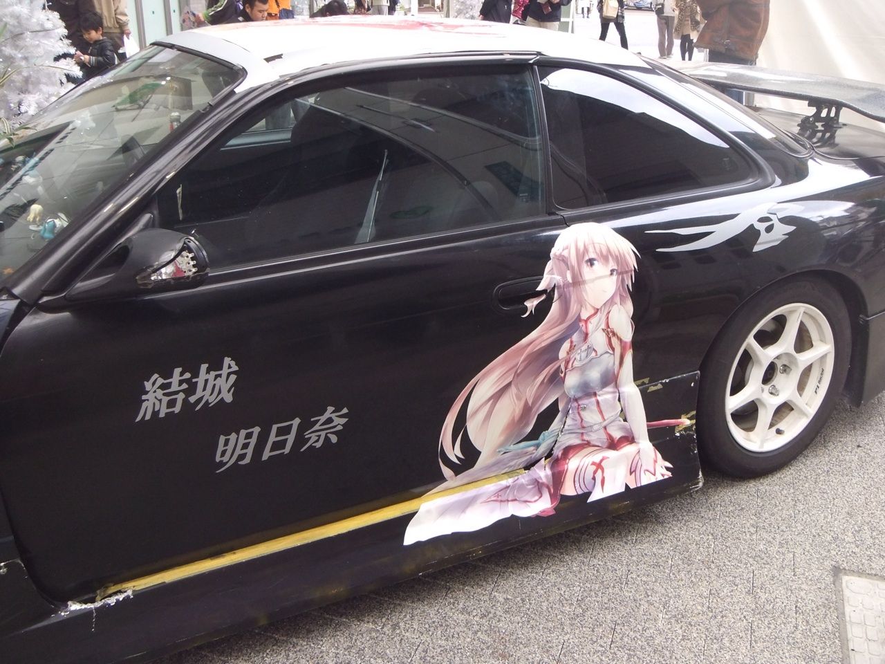 痛車が 新潟 がたふぇす 思いきって富山 雪と石と神様と