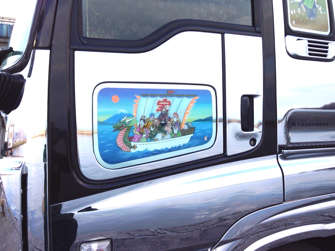 クオン　七福神　寝台窓　安全窓　レトロ　アンドン　デコトラ 七福神 安全窓 安全窓 七福神 クオン - メルカリ