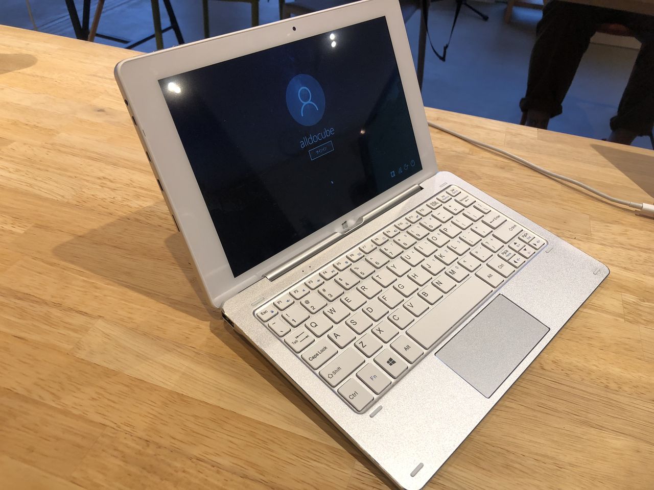 2万円台なWindowsタブレット ALLDOCUBE iWork10 Pro サクッと