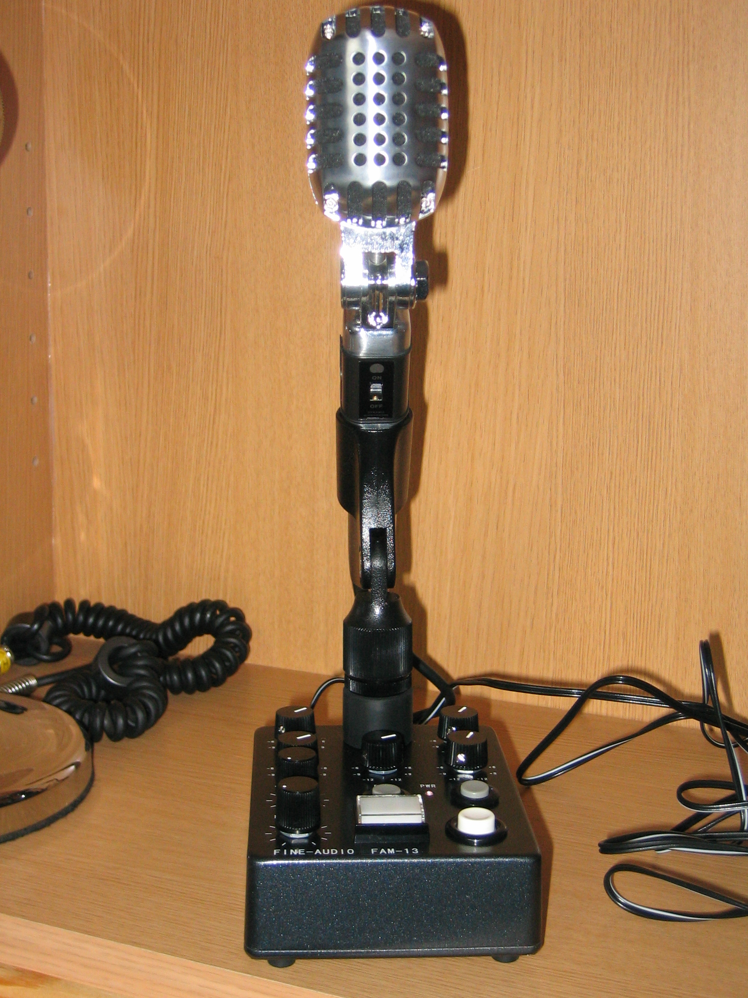 FINE-AUDIO FAM-13-D + AUDIX D4 マイク Amazon.com: Audix D4 Hypercardioid Dynamic Instrument