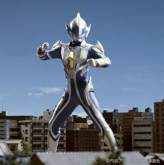 ハンターナイトツルギ S.H.Figuarts ハンターナイトツルギ | 魂ウェブ