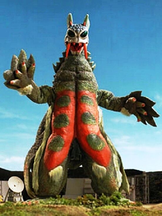 蛾超獣 ドラゴリー : ヒーロー &怪獣&怪人