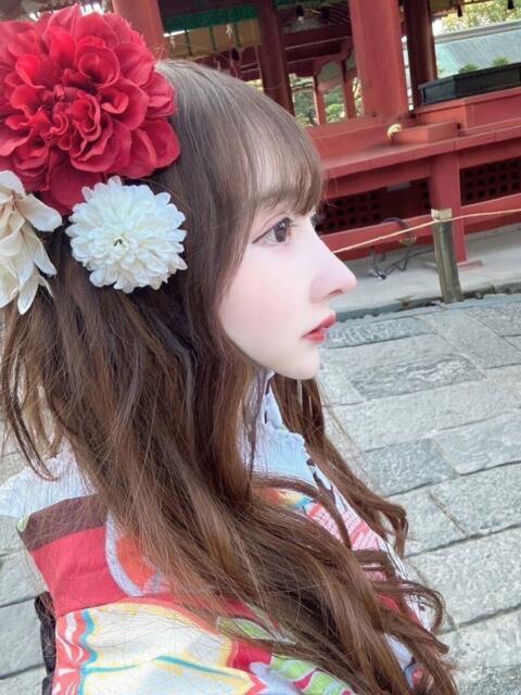 girl_68c6daeaa97b11.58671348_480x640