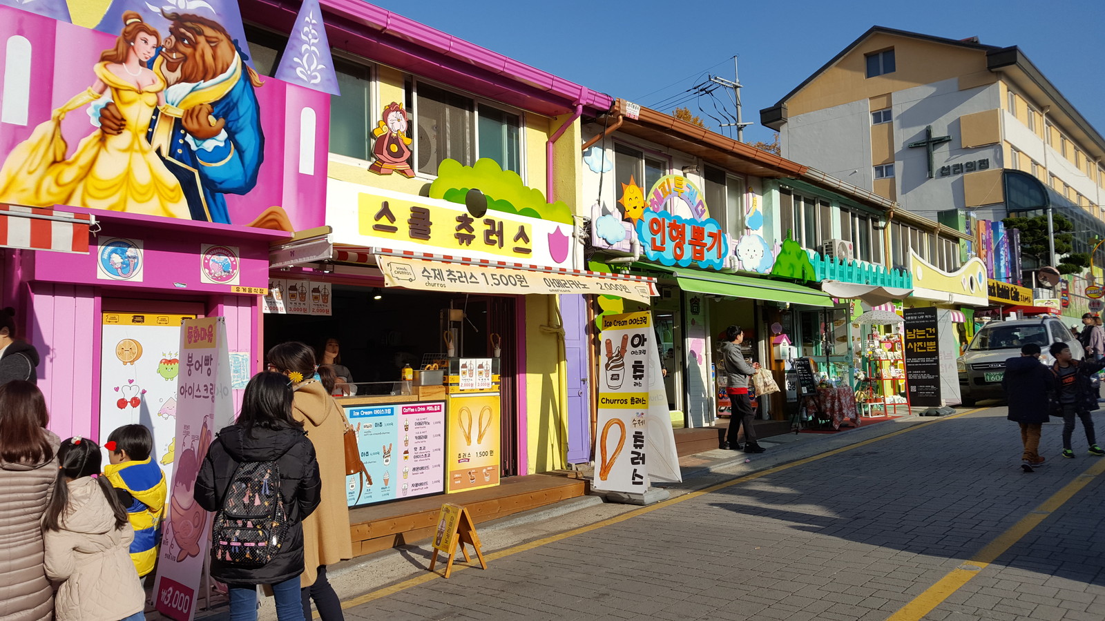 16 晩秋 韓国一人旅 松月洞童話村 匂いを見る少女 ロケ地 知らない街でプチ迷子