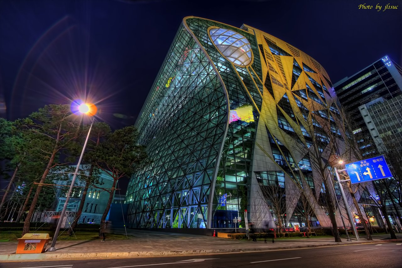 ノム チョア Korea 92 ソウル市庁舎 夜景 知らない街でプチ迷子 ノム チョア Korea 92 ソウル市庁舎 夜景 知らない街でプチ迷子