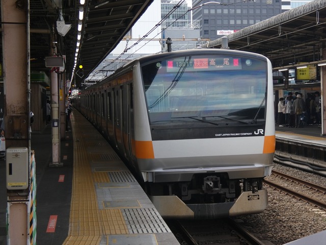 P2010452_R