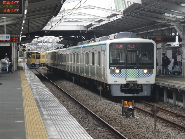 P2580662_R