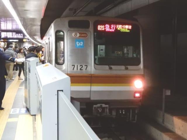 DSCN0006_R.JPG1