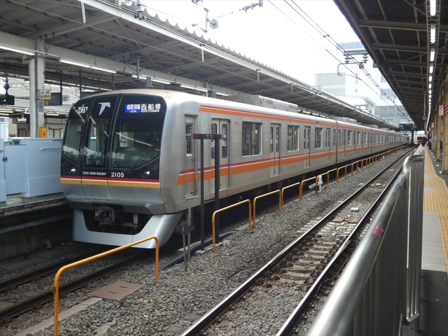 P2010512_R