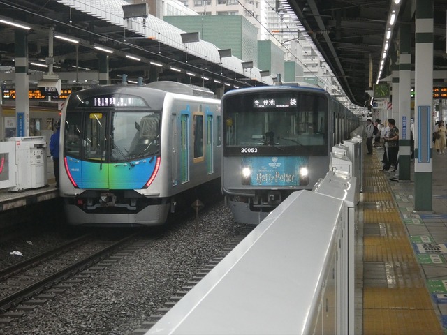 P2470062_R