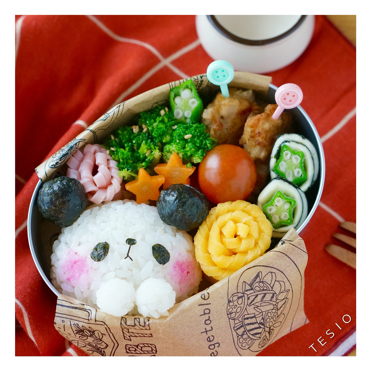 レシピあり パンダおにぎり エビと蓮根のナゲット弁当 かわいいおべんとう