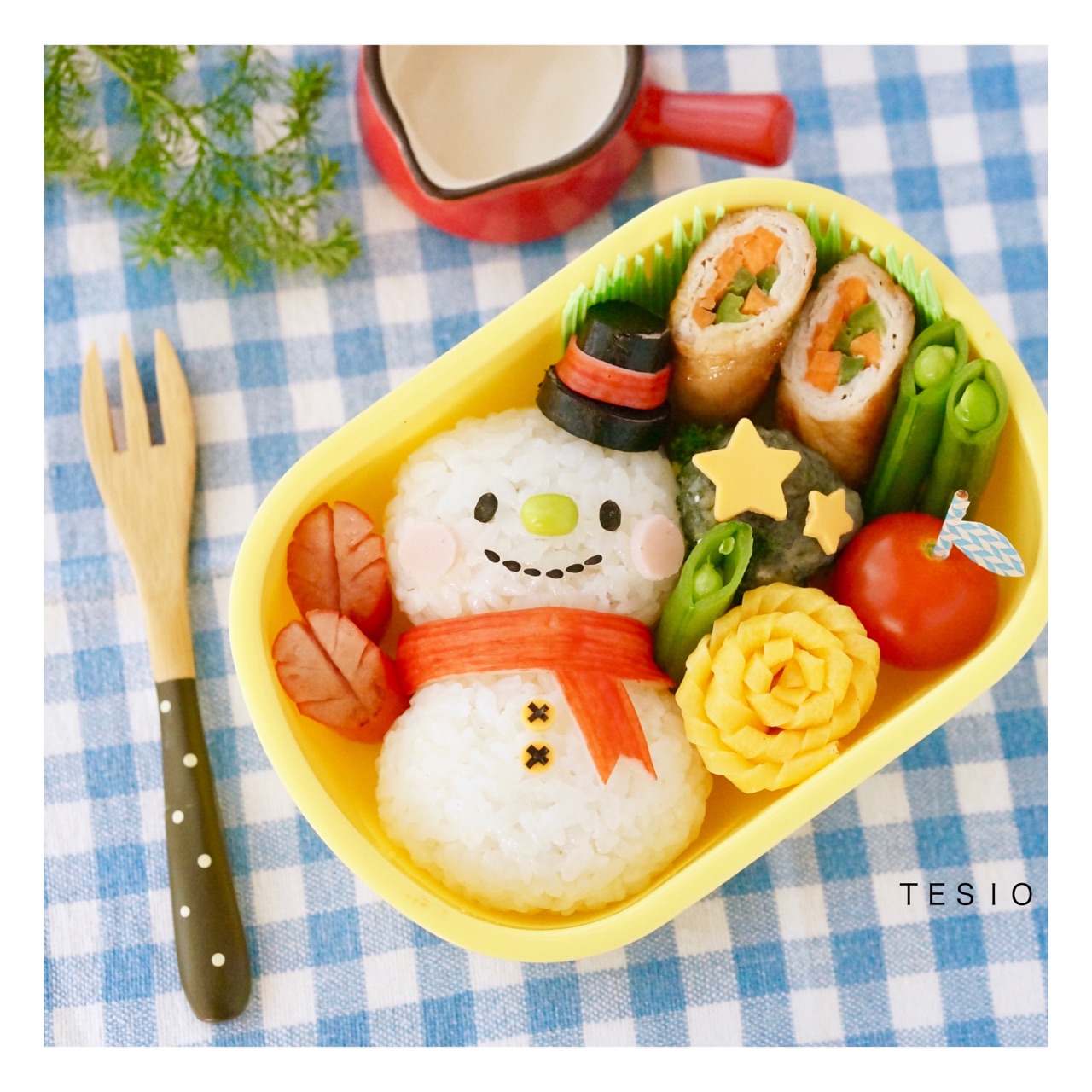 おにぎり２つで 雪だるまおにぎり弁当 かわいいおべんとう