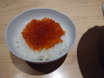 銀座裏庭 特製ラーメン ランチいくら丼