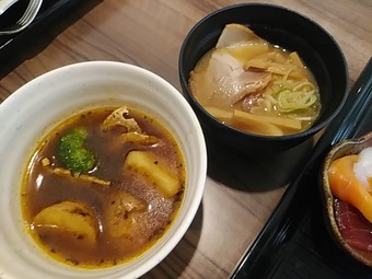 ���ڤ������� �ۥƥ� ������ƥå� QUINTESSA ī���Х�����