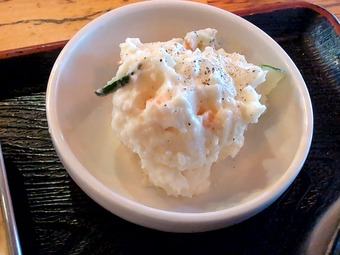 ポテサラ 新橋 いちろう ランチ フォー 大盛可 串カツ3本付き