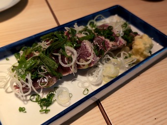 かつおの塩タタキ 神田 かず家 かずや 居酒屋
