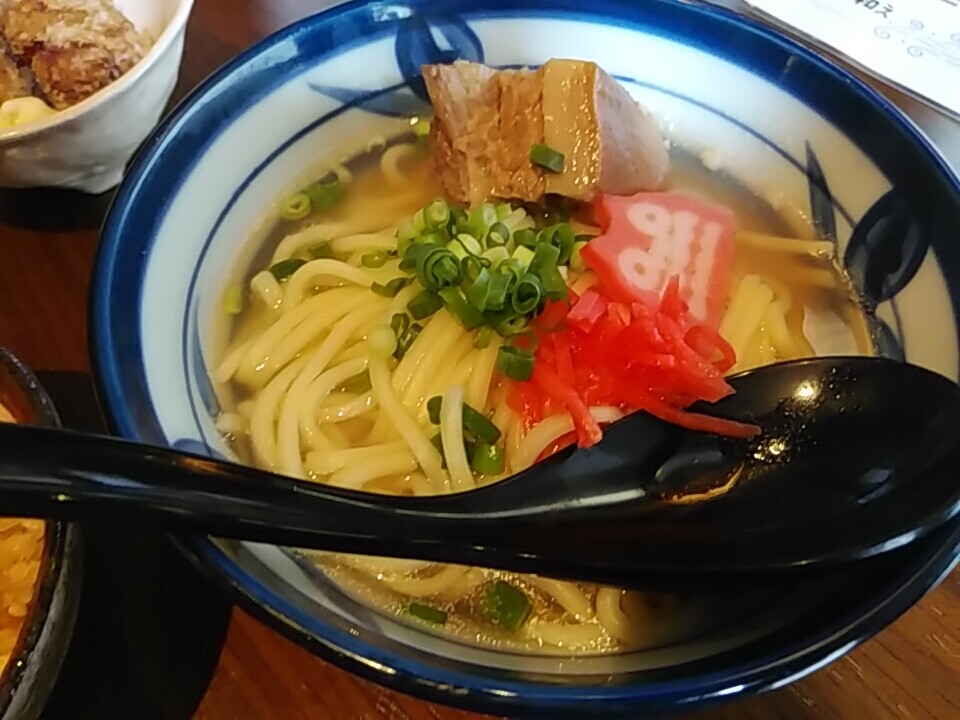 新橋 沖縄料理まさむぬ がニュー新橋ビルから移転していた ｂセット750円良心的 惜しい 麺を頑張ってほしい 今後に期待 汐留 新橋 銀座 B級 ランチ グルメ