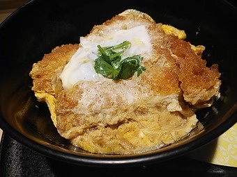 東京駅改札内 東京駅構内 まいせん食堂 まい泉 まいせん かつ丼