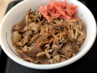 松屋 まつや 酒々井PA下り店 牛めし小 豚汁変更 生玉子