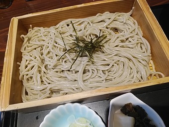 越州 えっしゅう 新橋店 ランチ 鉄火丼と蕎麦御膳 布海苔蕎麦