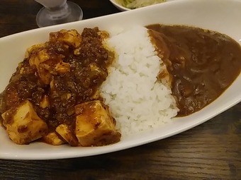 新橋ランチ 中華 天府酒場 てんふさかば ランチ 麻婆カレー 600円