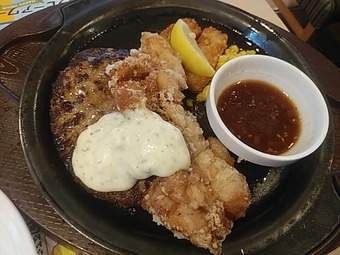 ガスト ランチ ハンバーグ&チキン南蛮