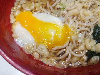 新宿駅構内 立ち食いそば 箱根そば本陣 朝食 朝そば