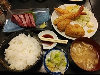 新橋 和楽 わらく えびかきランチ