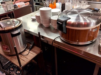 お替り可 ライス スープ 新橋 ヤンヤン飯店 ランチ