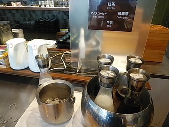 ドリンク 銀座ランチ 銀座朝食ラボ バイキング ホテルミュッセ