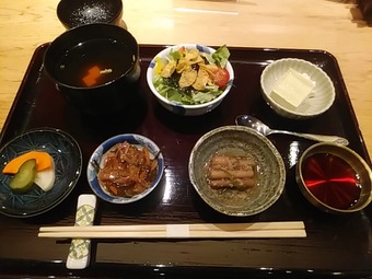 小鉢 ランチ特上寿司 銀座ランチ 鮨・鉄板 まる銀座まる銀座
