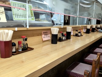 店内 立ち食いそば 都営新宿線 西大島 花丸そば はなまるそば