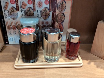 卓上 タンメントナリ丸の内店 東京ビルTOKIA