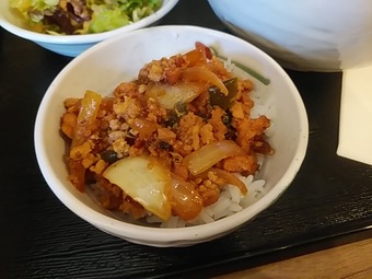 新橋アジアティーク アジアテーク Asiatique ランチ ガパオ