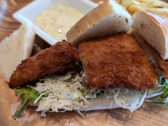 鯖かつドッグ ランチ追加0円 千葉房州カントリークラブ