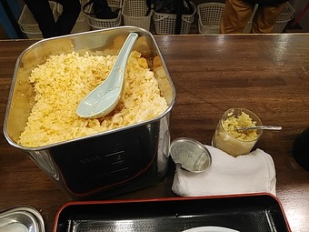 新橋 おにやんま 新橋讃岐うどん 路麺 卓上 天かす 生姜