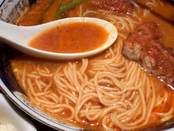 ぱいこうだんだんめん 排骨担々麺 銀座はしご 銀座ランチ ラーメン