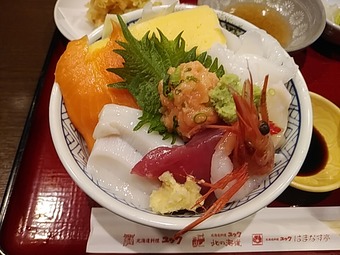 ニュー新橋ビル ユック 新橋店 ランチ海鮮丼