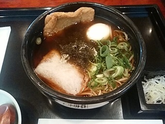 新橋 本陣房本店 ランチ 揚げもち九条きつね蕎麦