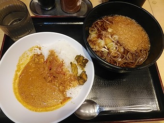 よもだそば 立ち食いそば 立ち食い蕎麦 銀座 日本橋 よもだカレー